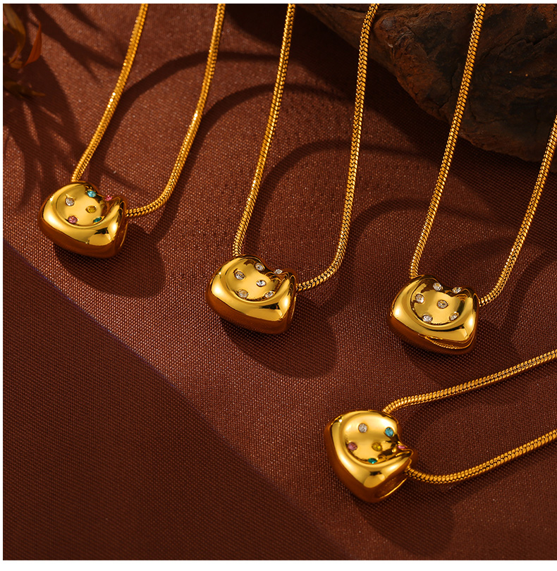 304 Stainless Steel Rhinestone 18K Gold Plated Elegant Simple Style Korean Style Plating Geometric Rhinestones Pendant Necklace display picture 5