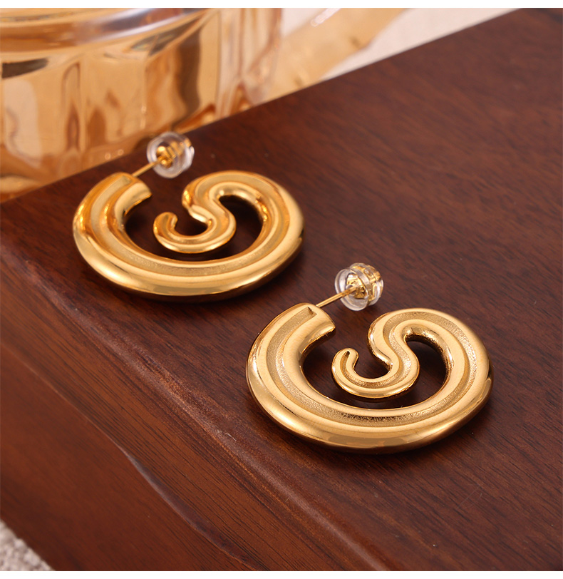 1 Pair IG Style Retro Simple Style C Shape U Shape Spiral Plating 304 Stainless Steel 18K Gold Plated Earrings display picture 6