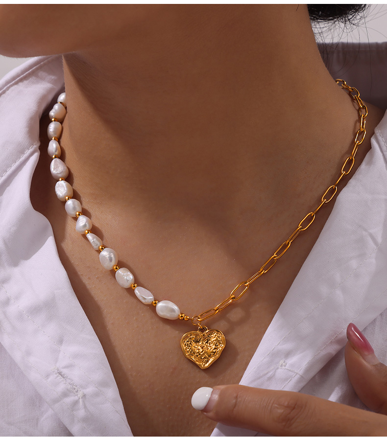 Casual Vacaciones Estilo Simple Ronda Gotitas De Agua Forma De Corazón Acero Inoxidable 304 Piedra Natural Perlas De Agua Dulce Enchapado Chapados en oro de 18k Mujeres Collar Colgante display picture 5