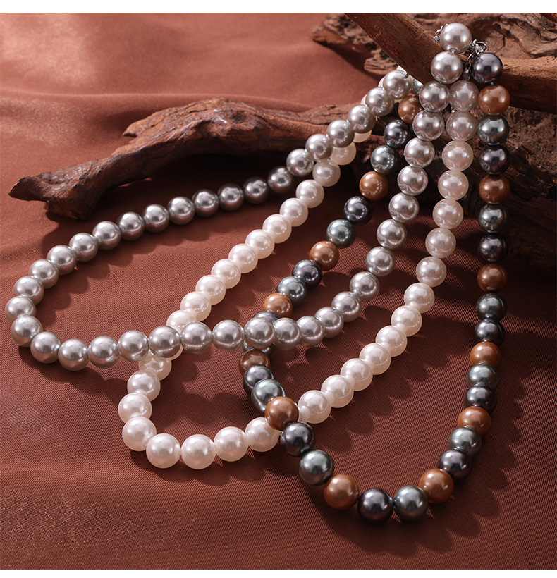 Elegant Classic Style Korean Style Round Artificial Pearl Imitation Pearl Beaded Women's Necklace display picture 6