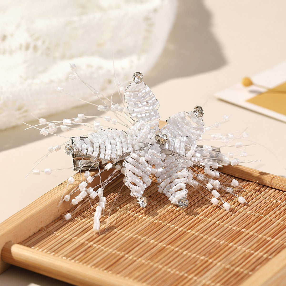 Women's Elegant Bridal Streetwear Flower Artificial Crystal Beaded Hair Clip display picture 7