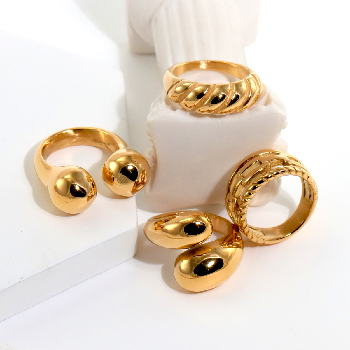 316L Stainless Steel  18K Gold Plated Modern Style Classic Style Shiny Metallic Water Droplets Solid Color Open Rings Rings display picture 1