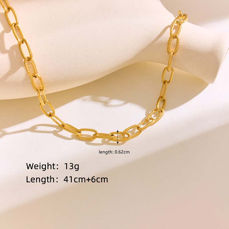 304 Stainless Steel 18K Gold Plated Elegant Simple Style Solid Color Necklace display picture 5