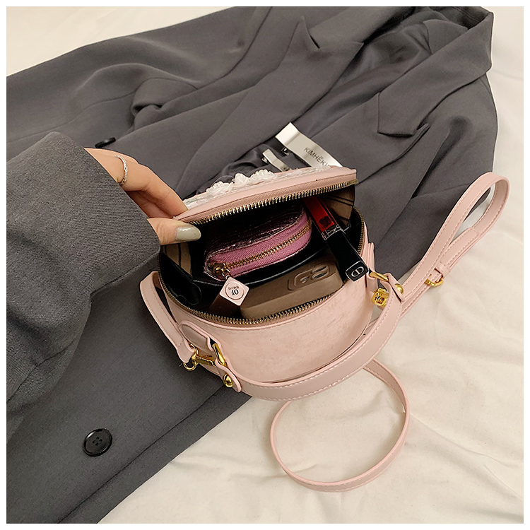 Women's Pu Leather Printing Solid Color Elegant Zipper Handbag display picture 1