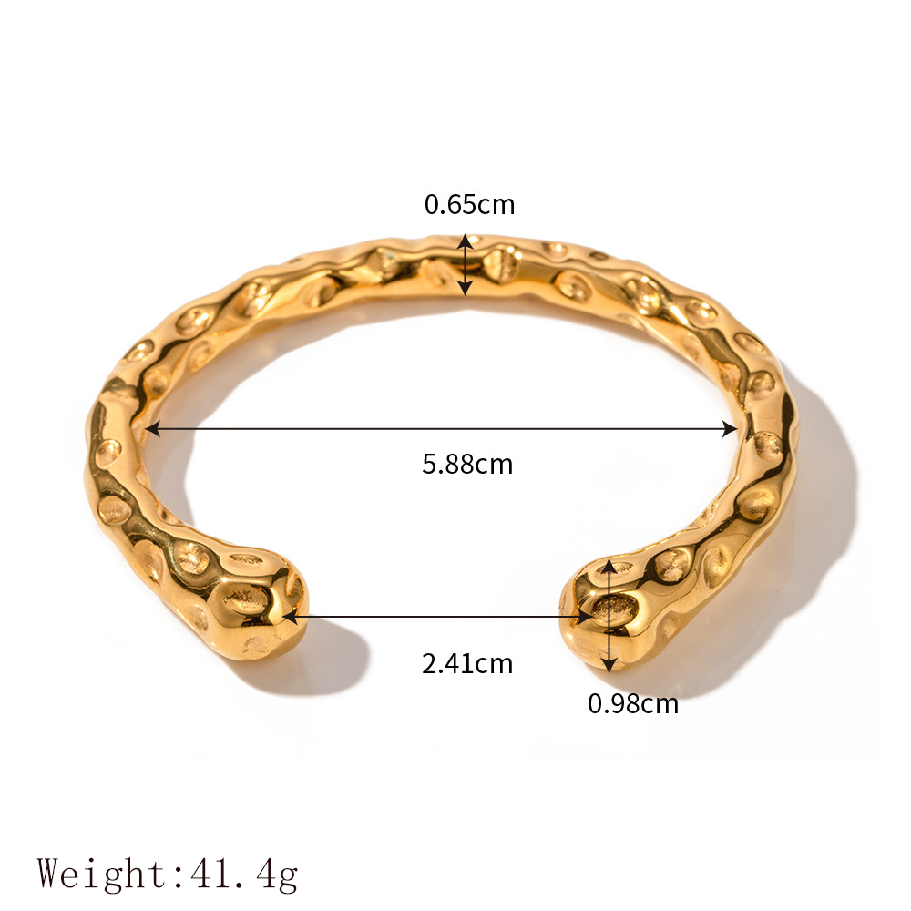 Retro Exaggerated Classic Style Solid Color 304 Stainless Steel 18K Gold Plated Bangle In Bulk display picture 1