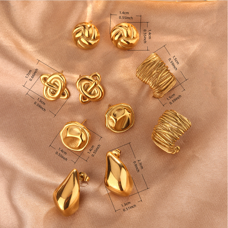 1 Pair Vintage Style Simple Style Waves Lines Irregular Plating 304 Stainless Steel 18K Gold Plated Ear Studs display picture 7