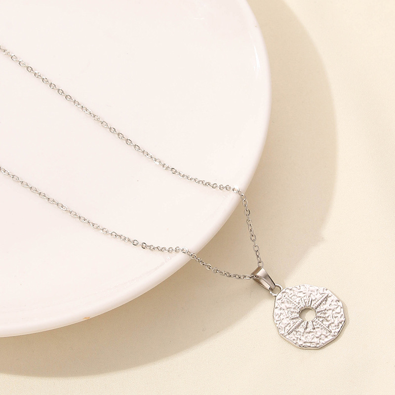 304 Stainless Steel Casual Simple Style Plating Sun Star Moon Pendant Necklace display picture 6