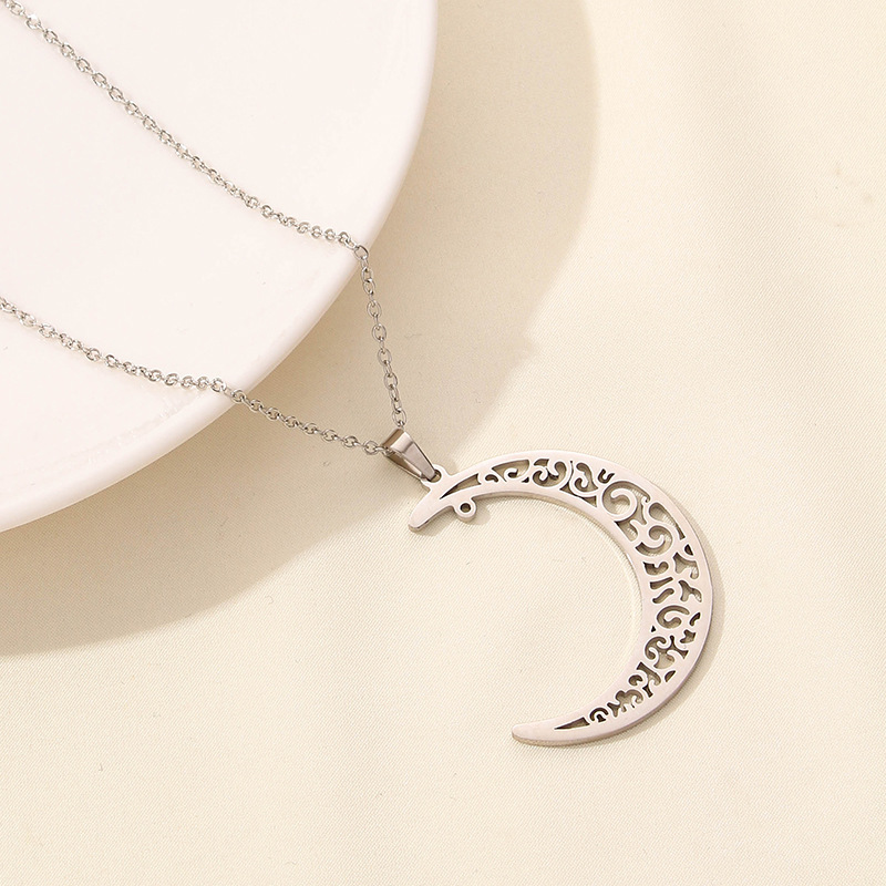 304 Stainless Steel IG Style Plating Hollow Out Star Moon Pendant Necklace display picture 14