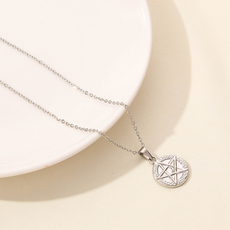 304 Stainless Steel Casual Simple Style Plating Sun Star Moon Pendant Necklace display picture 26