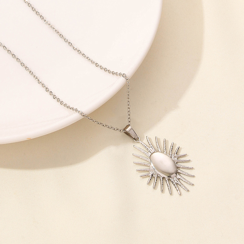304 Stainless Steel IG Style Simple Style Plating Star Moon Pendant Necklace display picture 22