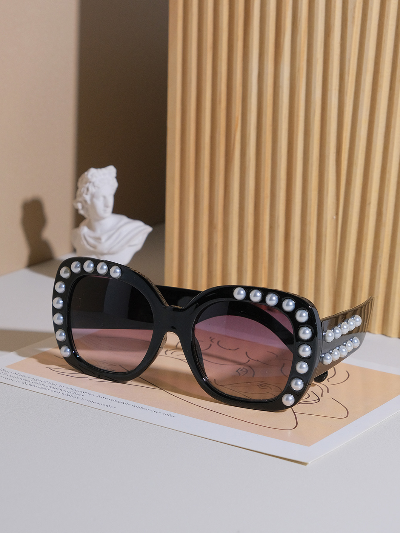Hawaiisch Moderner Stil Klassischer Stil Quadrat Pc Quadrat Eingelegte Perlen Vollbild Sonnenbrille Der Frauen display picture 4