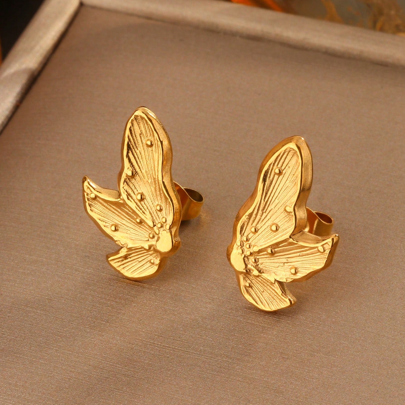 1 Pair Cute Flower Polishing 304 Stainless Steel 18K Gold Plated Ear Studs display picture 3