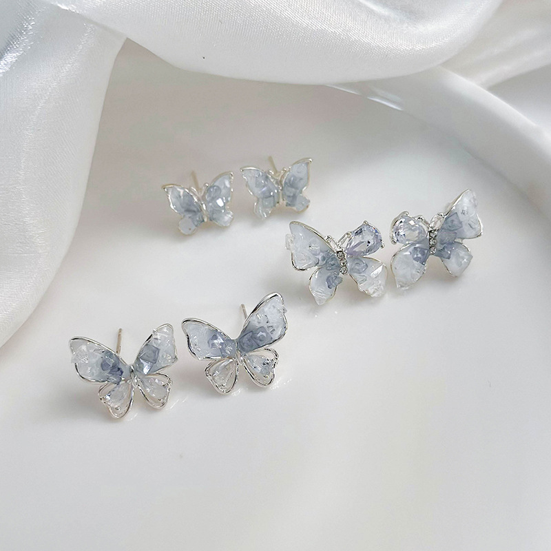 1 Paire Style Simple Style Classique Papillon Incruster Alliage Diamant Dans Les Débris Boucles D'Oreilles display picture 4