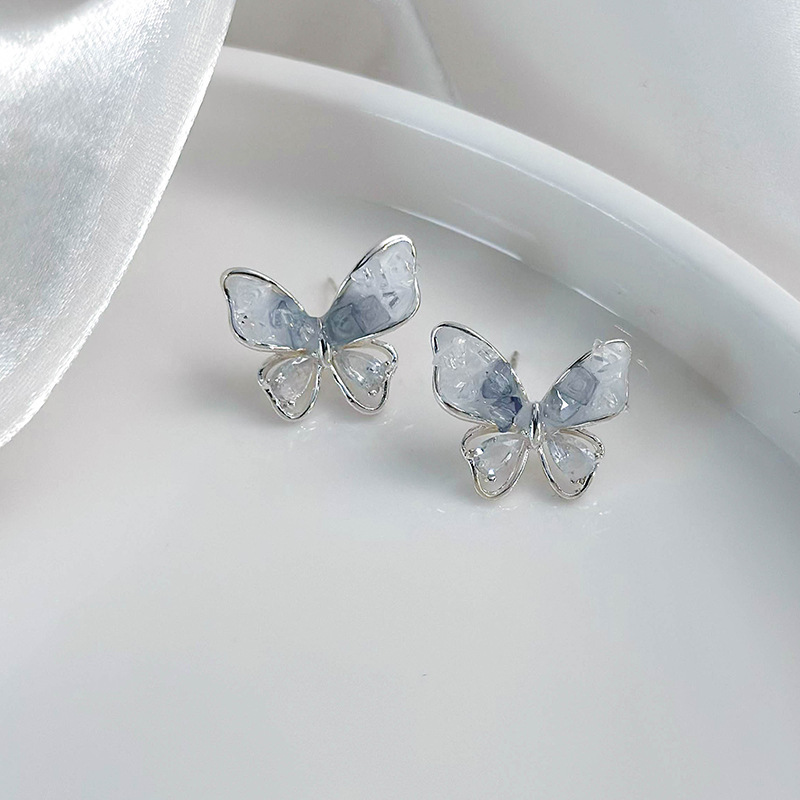 1 Pair Simple Style Classic Style Butterfly Inlay Alloy Diamond In The Debris Ear Studs display picture 12