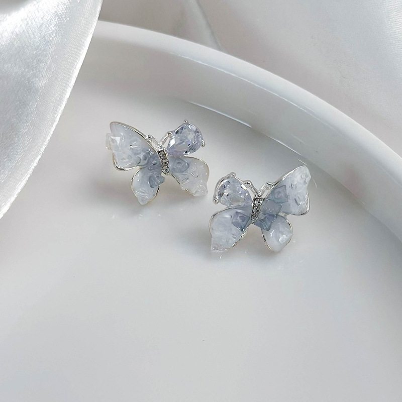 1 Par Estilo Simple Estilo Clásico Mariposa Embutido Aleación Diamante En Los Residuos Pendientes display picture 13