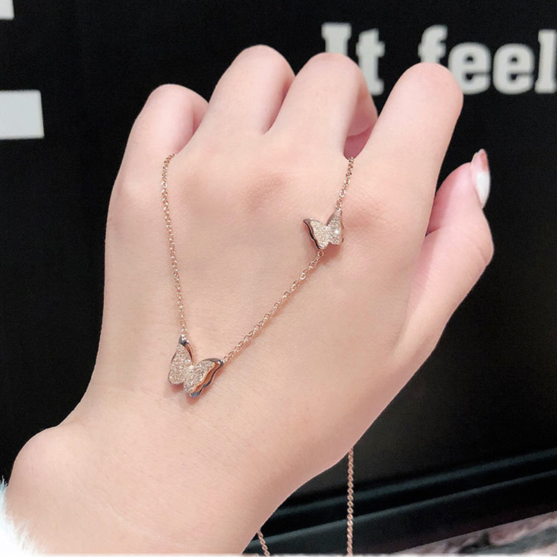 304 Stainless Steel IG Style Simple Style Plating Inlay Four Leaf Clover Round Heart Shape Shell Zircon Pendant Necklace display picture 14