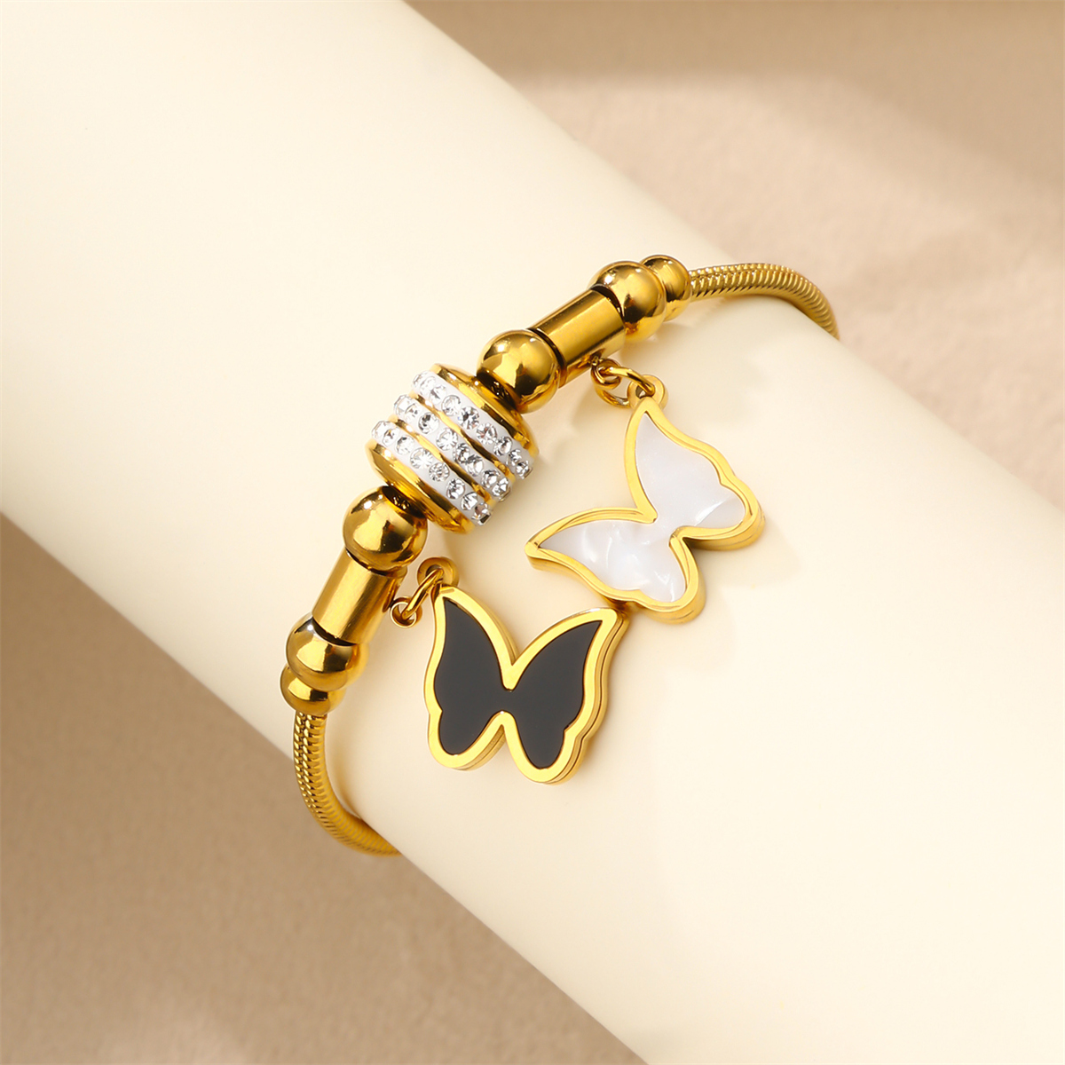 304 Stainless Steel 18K Gold Plated Casual Plating Inlay Sun Heart Shape Butterfly Turquoise Bracelets display picture 9