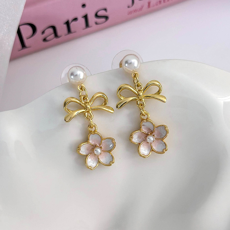 1 Pair Sweet Simple Style Flower Inlay Alloy Alloy Pearl Drop Earrings display picture 31