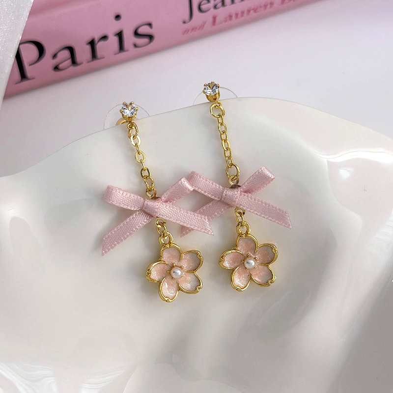 1 Paire Sucré Style Simple Fleur Incruster Alliage Alliage Perle Boucles D'oreilles display picture 32