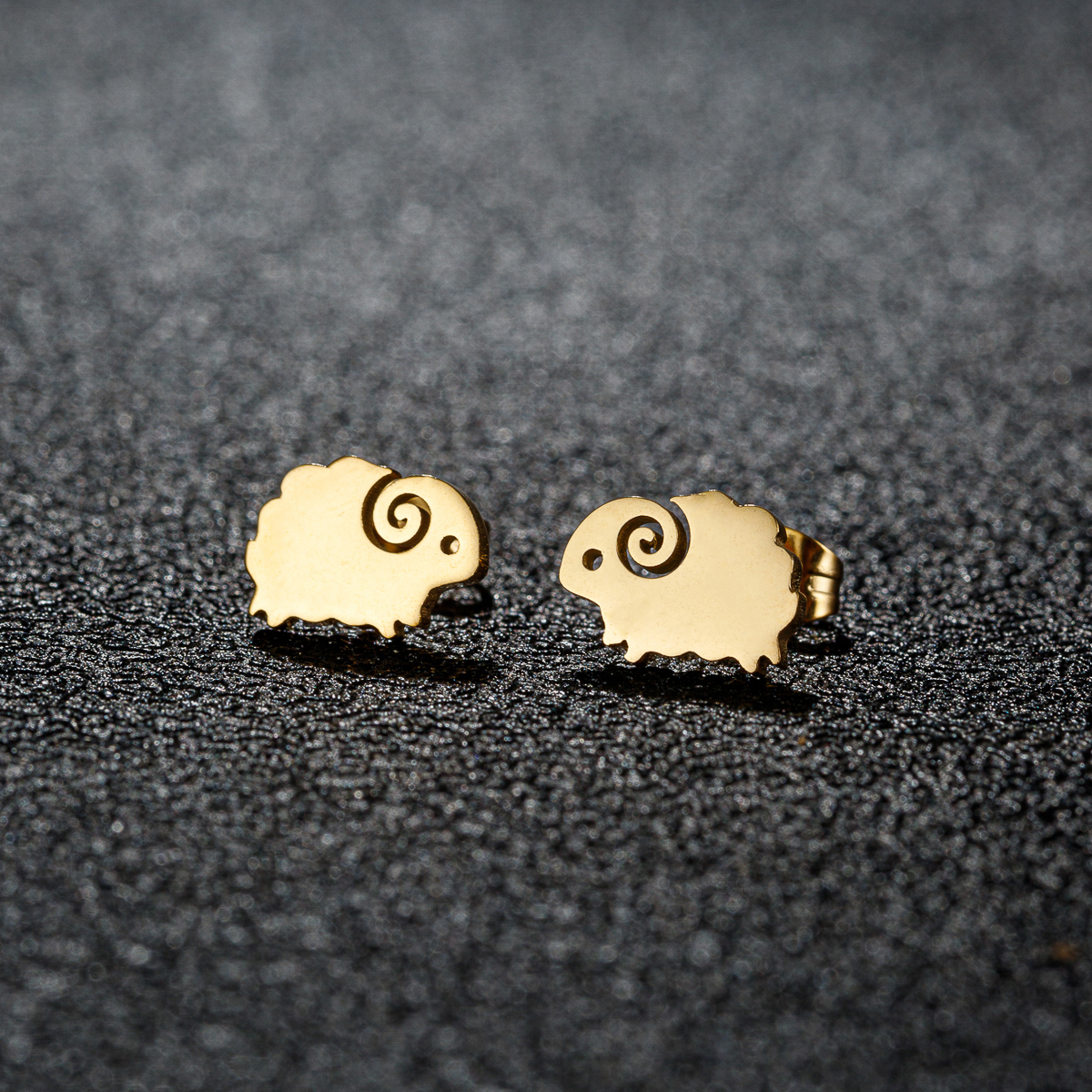 1 Pair Sweet Artistic Animal Irregular Polishing Plating 304 Stainless Steel 18K Gold Plated Ear Studs display picture 8