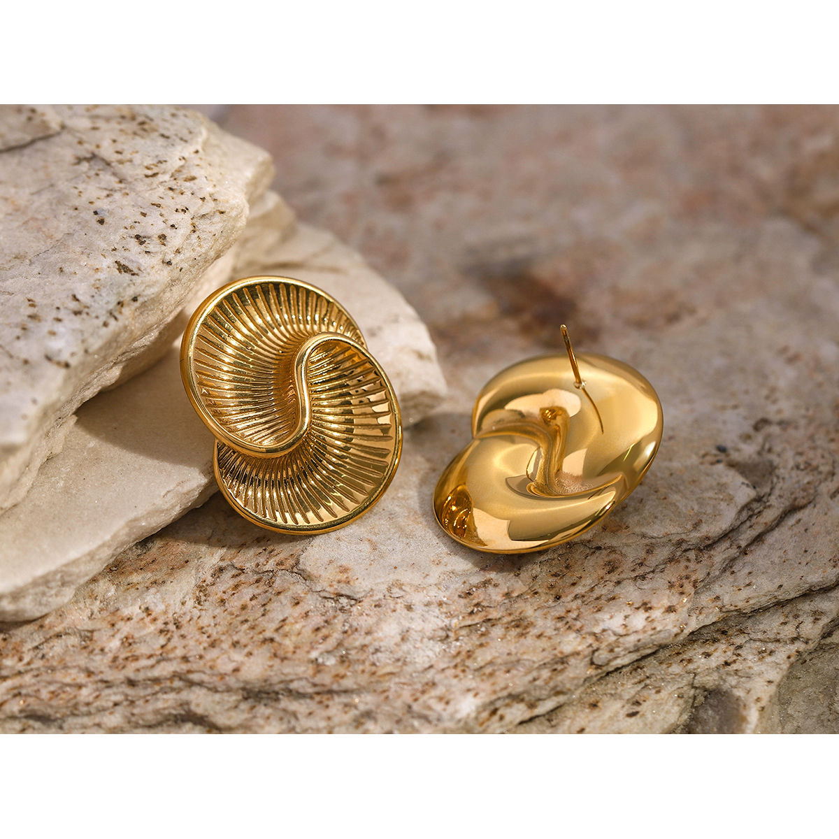 1 Pair Simple Style Classic Style Spiral Plating 316 Stainless Steel  18K Gold Plated Ear Studs display picture 8