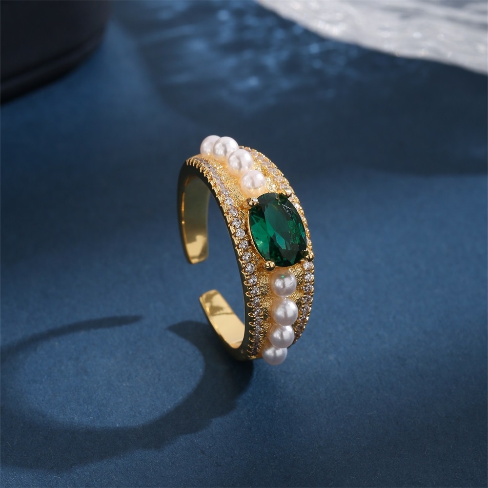 Kupfer 18 Karat Vergoldet Vintage-Stil Klassischer Stil Inlay Geometrisch Künstliche Perlen Zirkon Offener Ring display picture 1