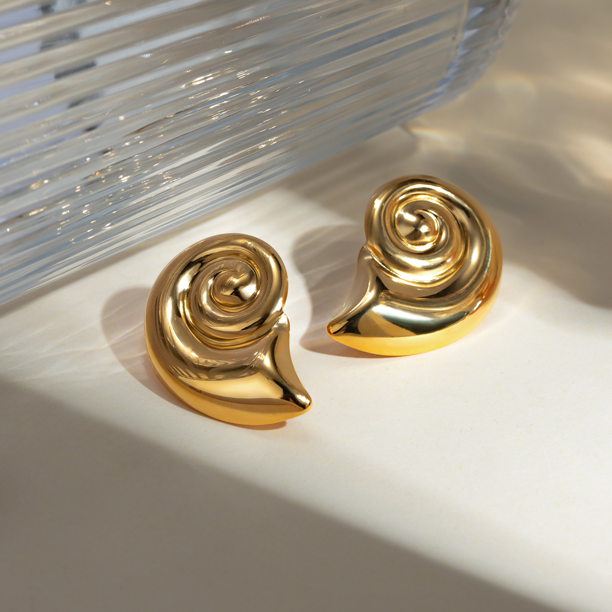 1 Pair IG Style Basic Modern Style Spiral Plating 304 Stainless Steel 18K Gold Plated Earrings display picture 3