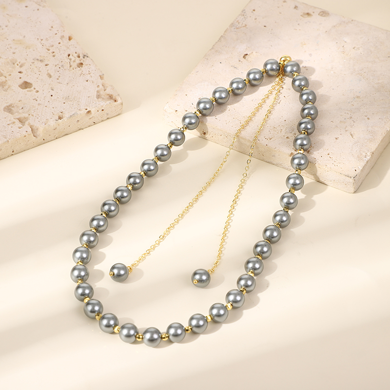 Großhandel Schmuck Elegant Einfacher Stil Runden Glas Perle Messing 18 Karat Vergoldet Perlen Halskette display picture 8