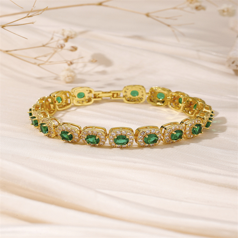 Wholesale Simple Style Shiny Round Copper Inlay 18K Gold Plated Zircon Bracelets display picture 1
