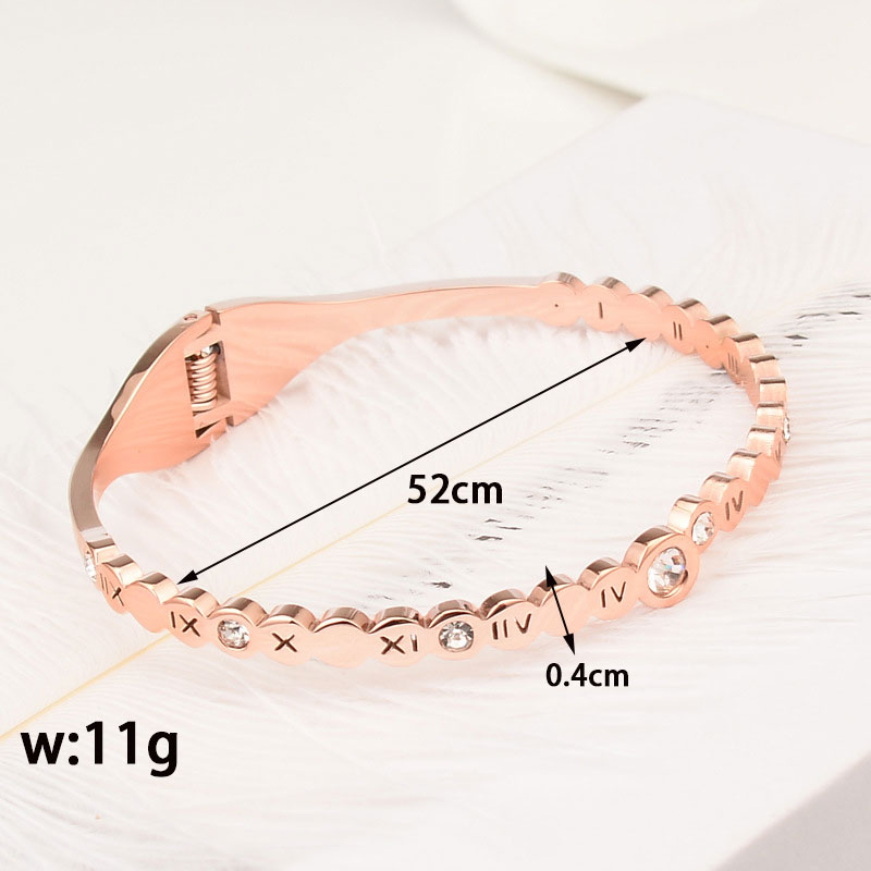 304 Stainless Steel Titanium Steel 18K Gold Plated Basic Simple Style Classic Style Plating Inlay Geometric Roman Numeral Rhinestones Bangle display picture 4