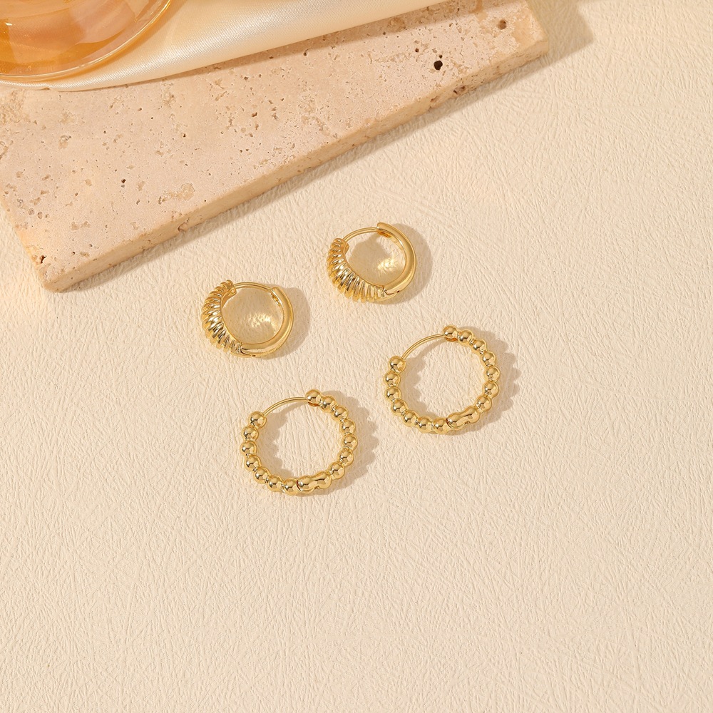 2 Pairs Elegant Simple Style Commute Circle Zinc Alloy 14K Gold Plated Earrings display picture 1