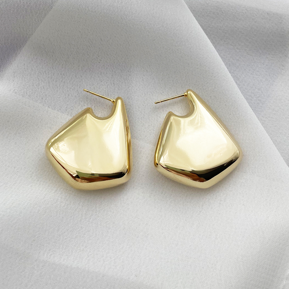 1 Pair IG Style Nordic Style Simple Style Irregular Geometric Polishing Metal Copper Copper Alloy 18K Gold Plated Gold Plated Ear Studs display picture 4