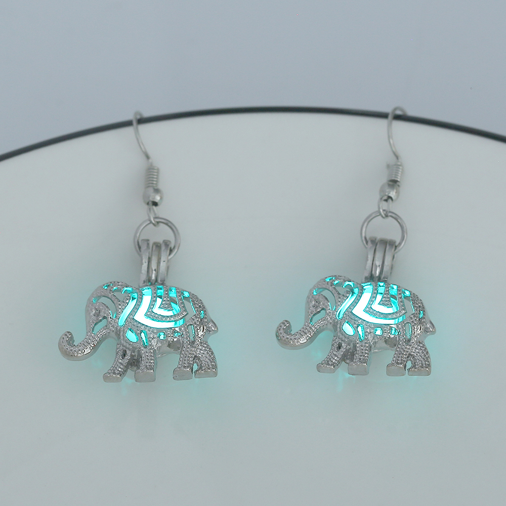 1 Pair IG Style Retro Lotus Elephant Frog Luminous Inlay Zinc Alloy Resin Drop Earrings display picture 7