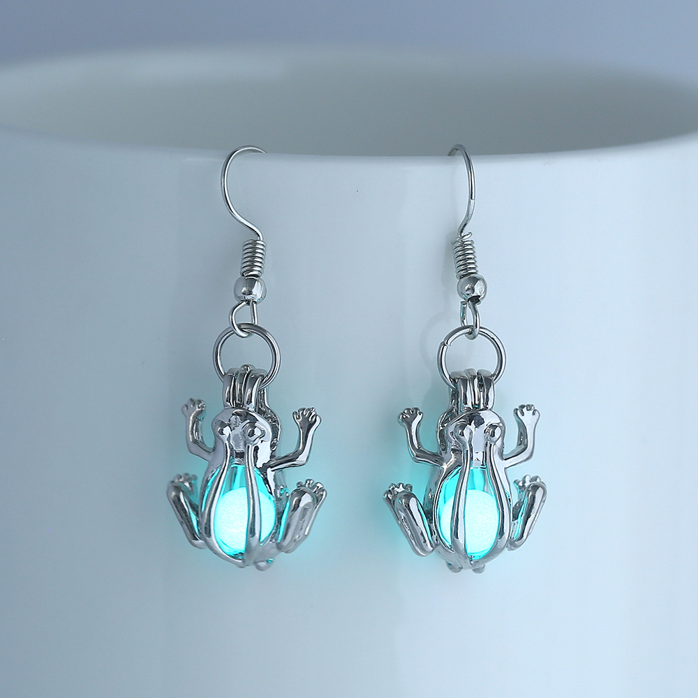 1 Paire Style IG Rétro Lotus L'Éléphant Grenouille Lumineux Incruster Alliage De Zinc Résine Boucles D'oreilles display picture 10