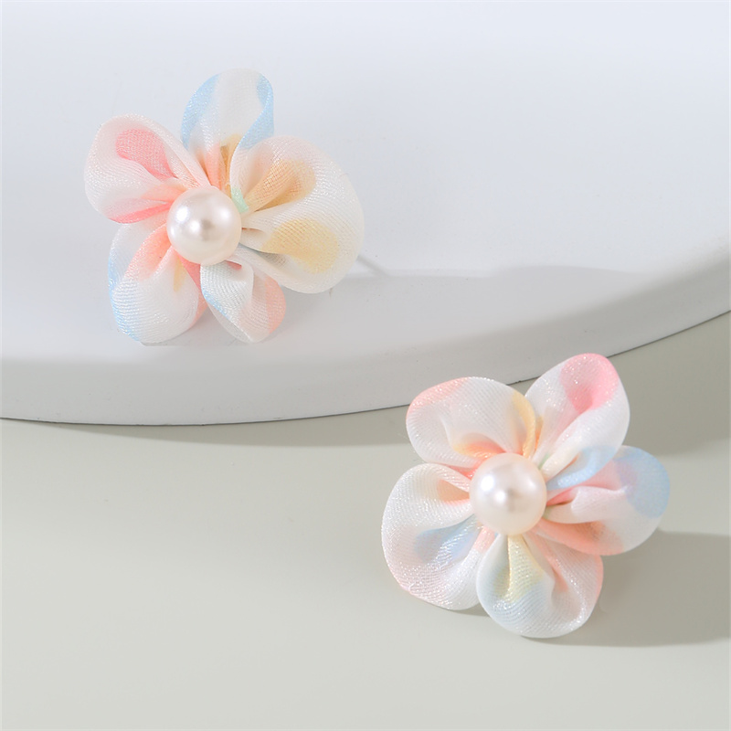 1 Pair Cute Lady Sweet Flower Inlay Cloth Artificial Pearls Ear Studs display picture 2