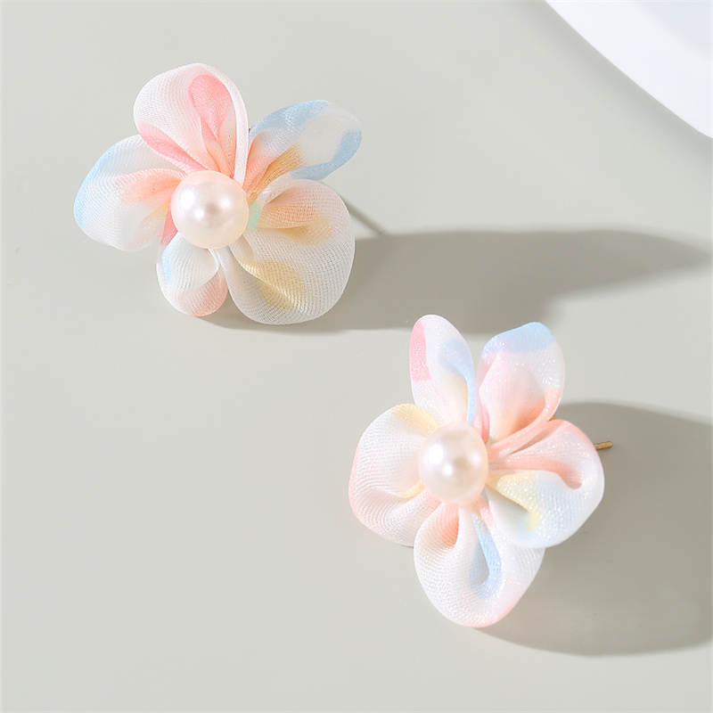 1 Pair Cute Lady Sweet Flower Inlay Cloth Artificial Pearls Ear Studs display picture 5