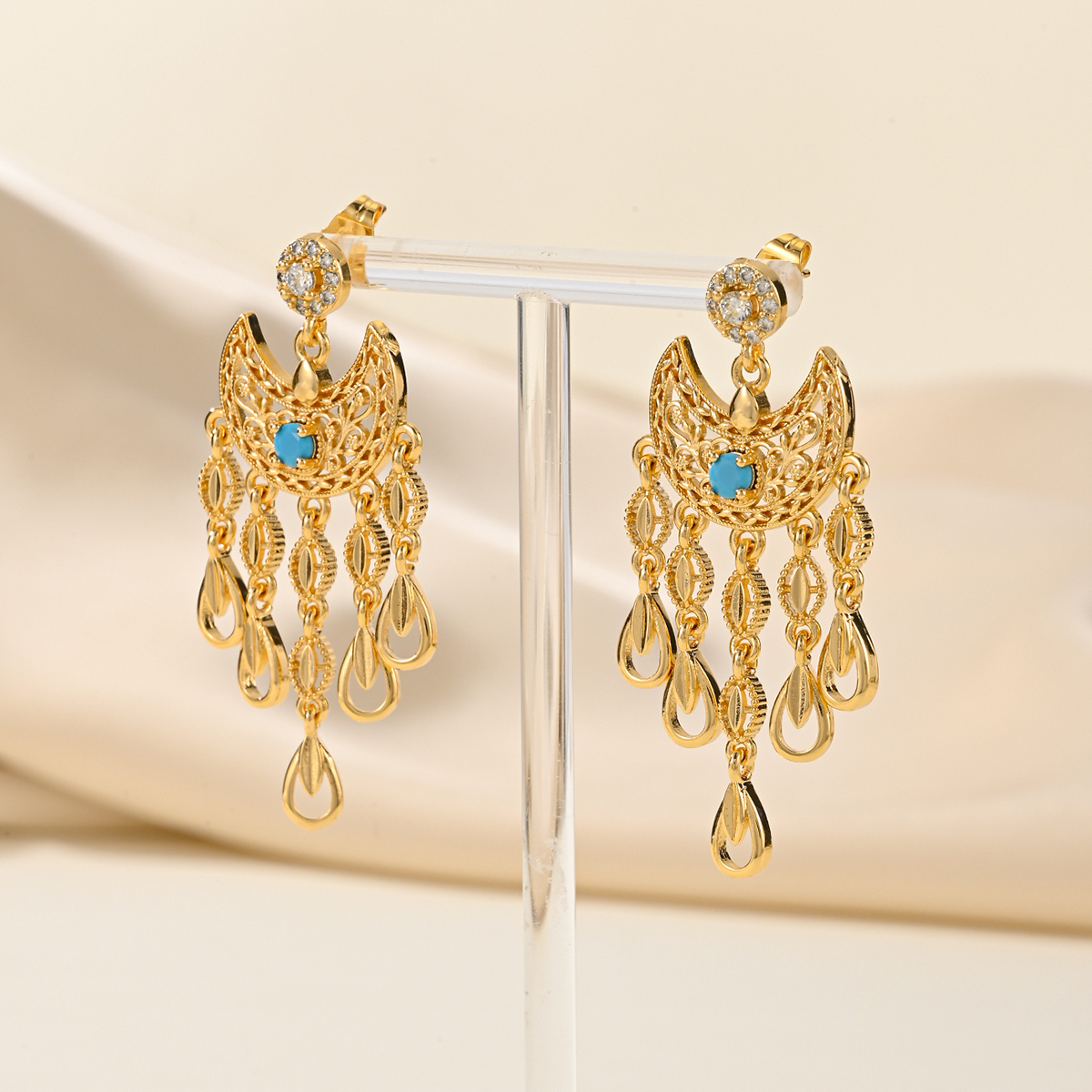 1 Pair Lady Formal Geometric Moon Inlay Copper Zircon 18K Gold Plated Drop Earrings display picture 6
