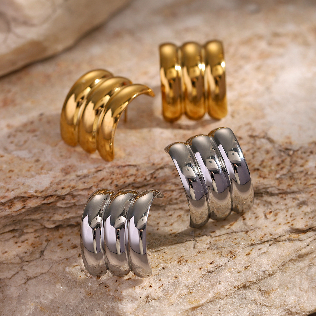 1 Pair IG Style Modern Style Classic Style Waves Solid Color Spiral Stripe Plating 304 Stainless Steel 18K Gold Plated Ear Studs display picture 4