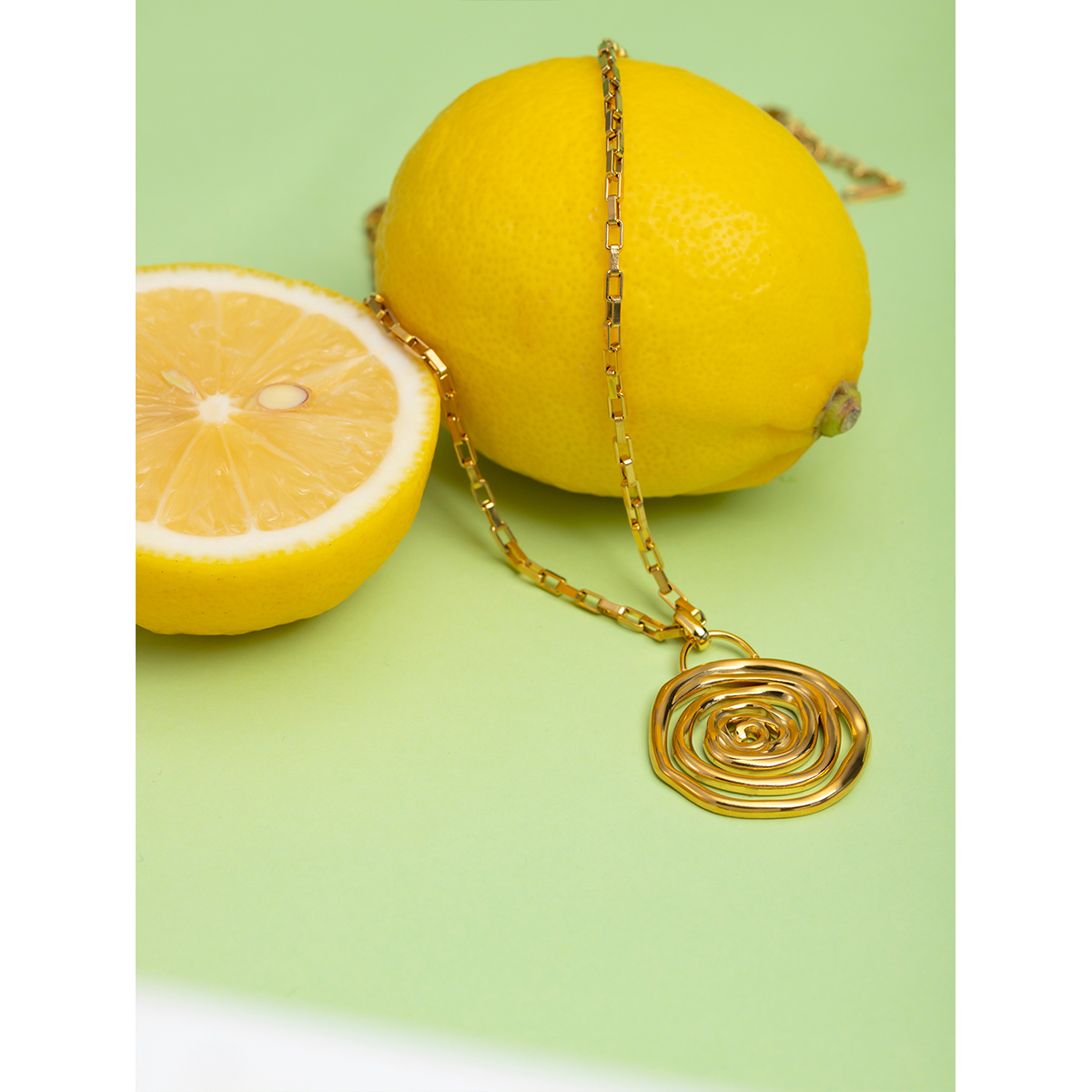 Edelstahl 304 18 Karat Vergoldet IG-Stil Basic Klassischer Stil Spiral- Halskette Mit Anhänger display picture 9