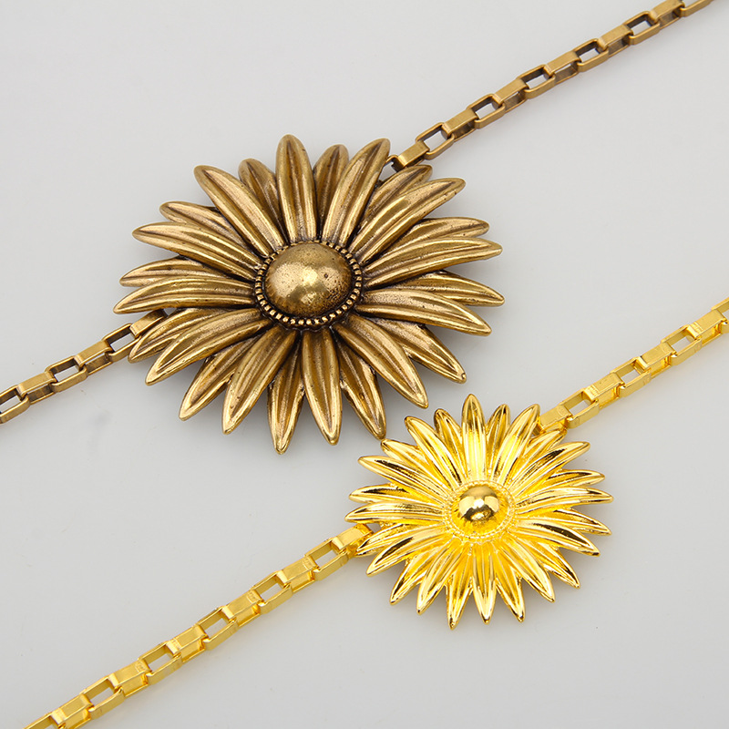 Casual Elegant Vintage Style Chrysanthemum Gold Plated Alloy Copper Wholesale Waist Chain display picture 11
