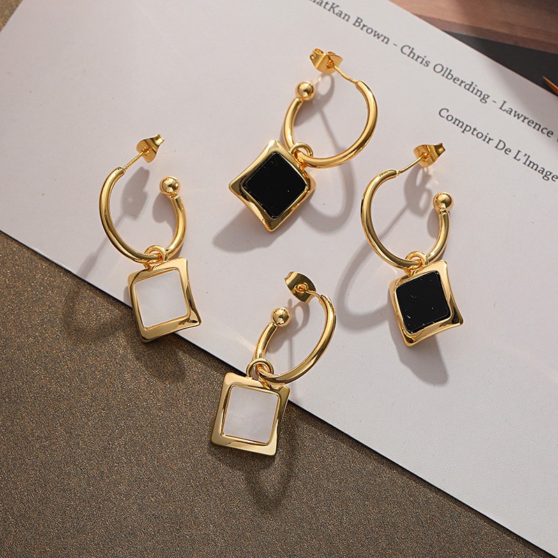 1 Pair Vacation Simple Style Curve Heart Shape Plating Inlay Metal Copper Brass Zircon Gold Plated Dangling Earrings display picture 7