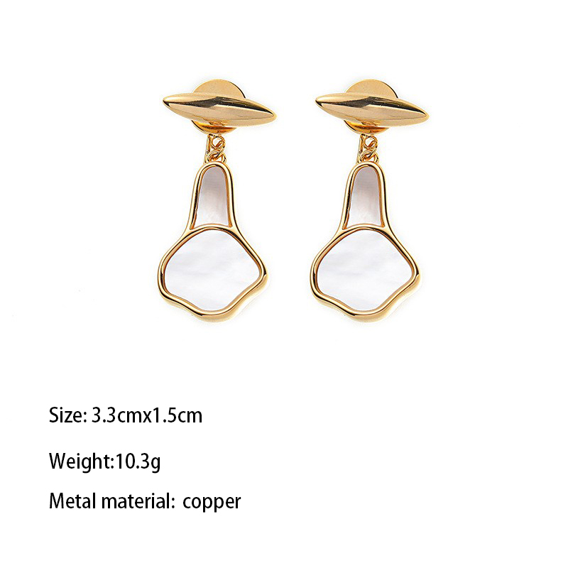 1 Pair Simple Style Classic Style Pentagon Geometric Polishing Plating Metal Copper Brass Gold Plated Dangling Earrings display picture 13