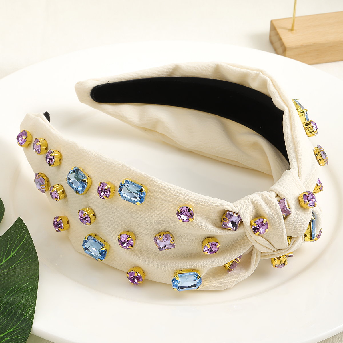 Women's Elegant Glam Solid Color Plastic Fabric Inlay Rhinestones Hair Band display picture 6