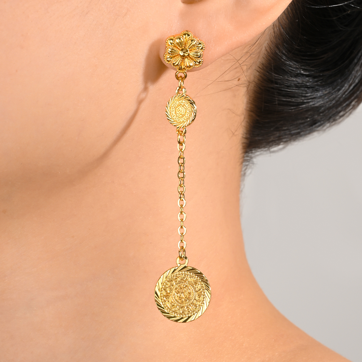 1 Pair Simple Style Classic Style Coin Plating Copper 18K Gold Plated Drop Earrings display picture 1