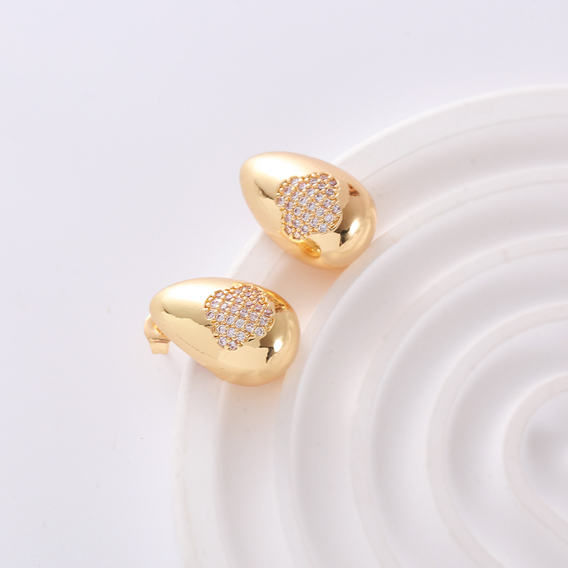 1 Pair Simple Style Classic Style Solid Color Plating Inlay Copper Zircon 18K Gold Plated Ear Studs display picture 14