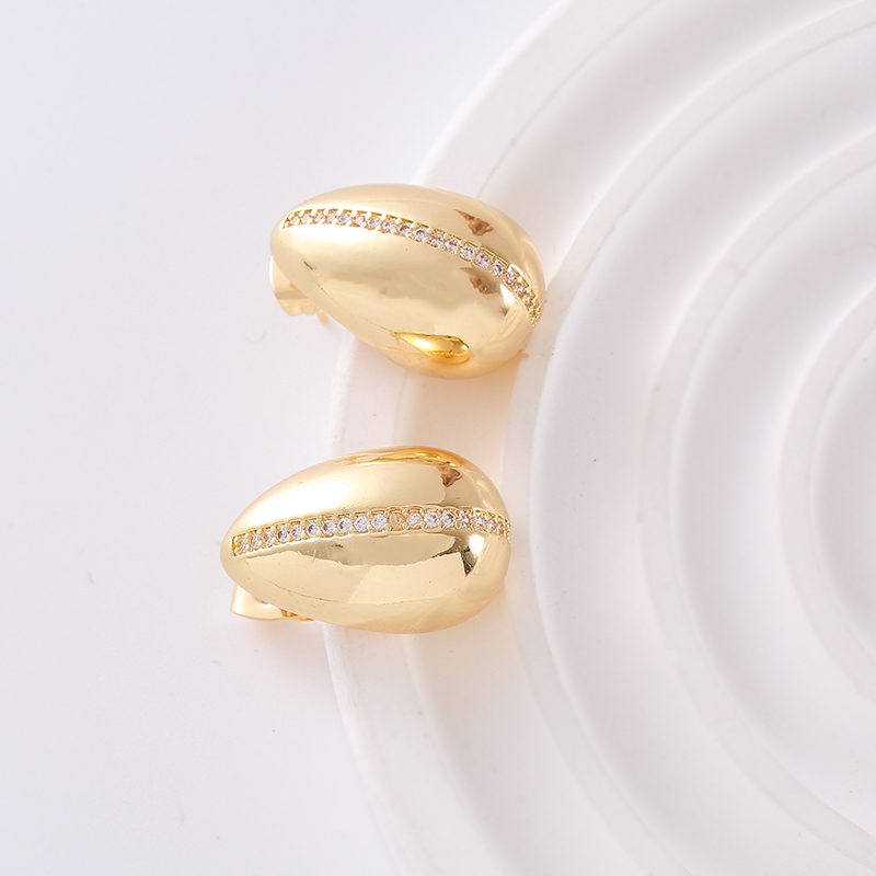 1 Pair Simple Style Classic Style Solid Color Plating Inlay Copper Zircon 18K Gold Plated Ear Studs display picture 15