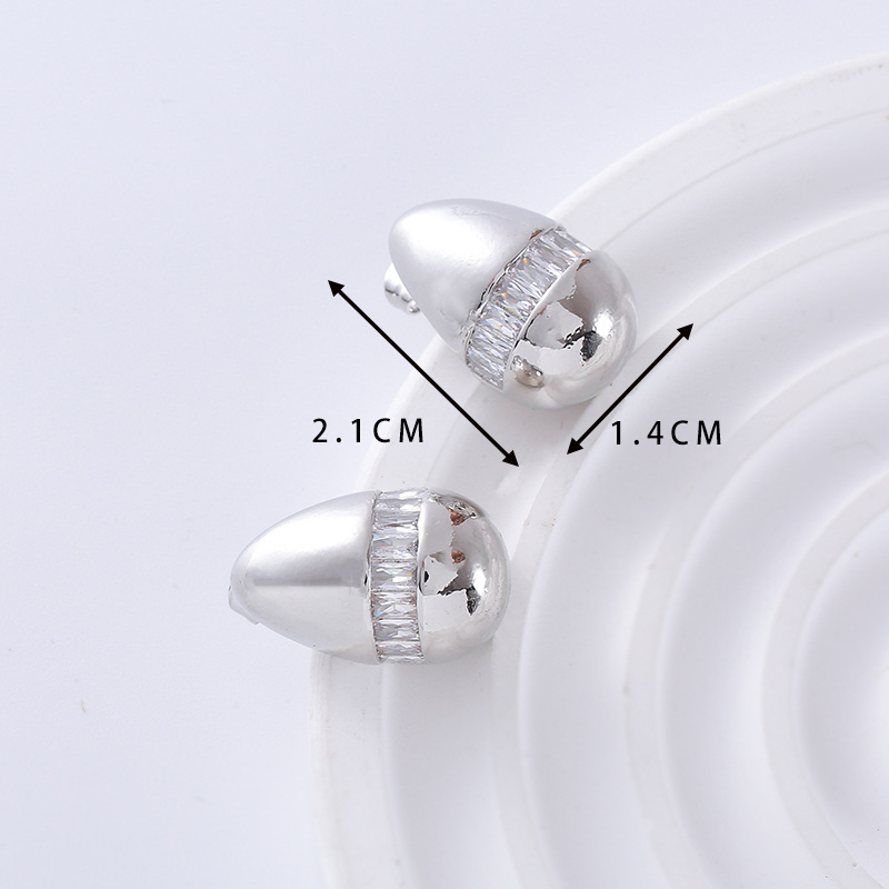 1 Pair Simple Style Classic Style Solid Color Plating Inlay Copper Zircon 18K Gold Plated Ear Studs display picture 3