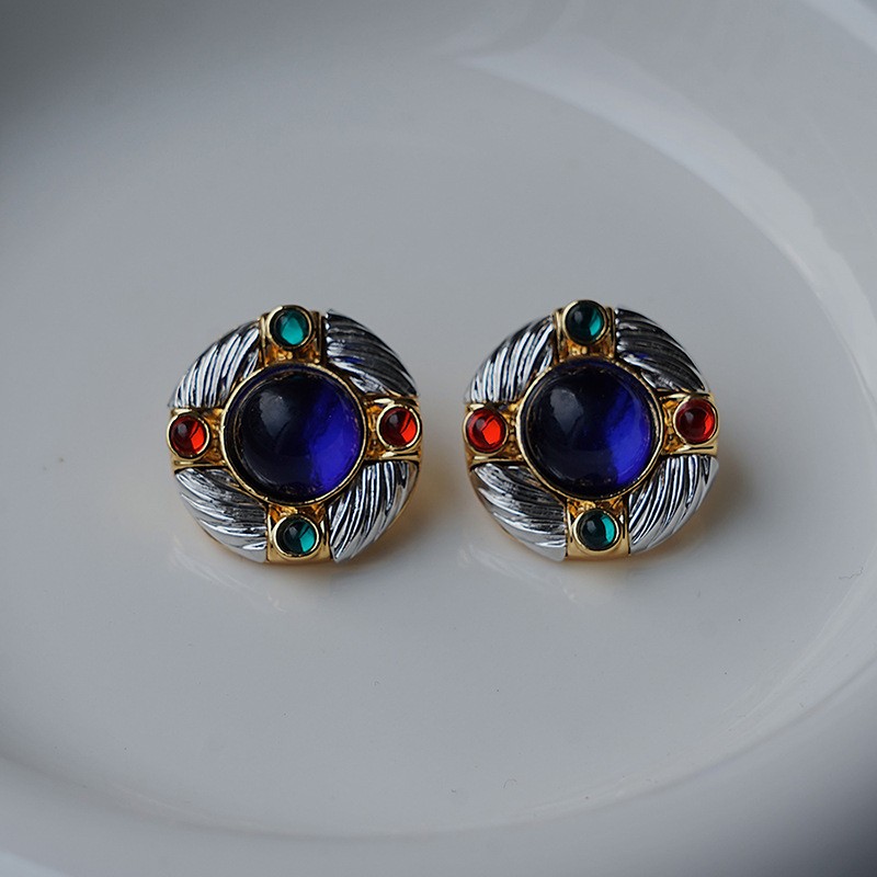 1 Pair Classical Ethnic Style Round Square Plating Inlay Alloy Zircon Gold Plated Ear Studs display picture 26