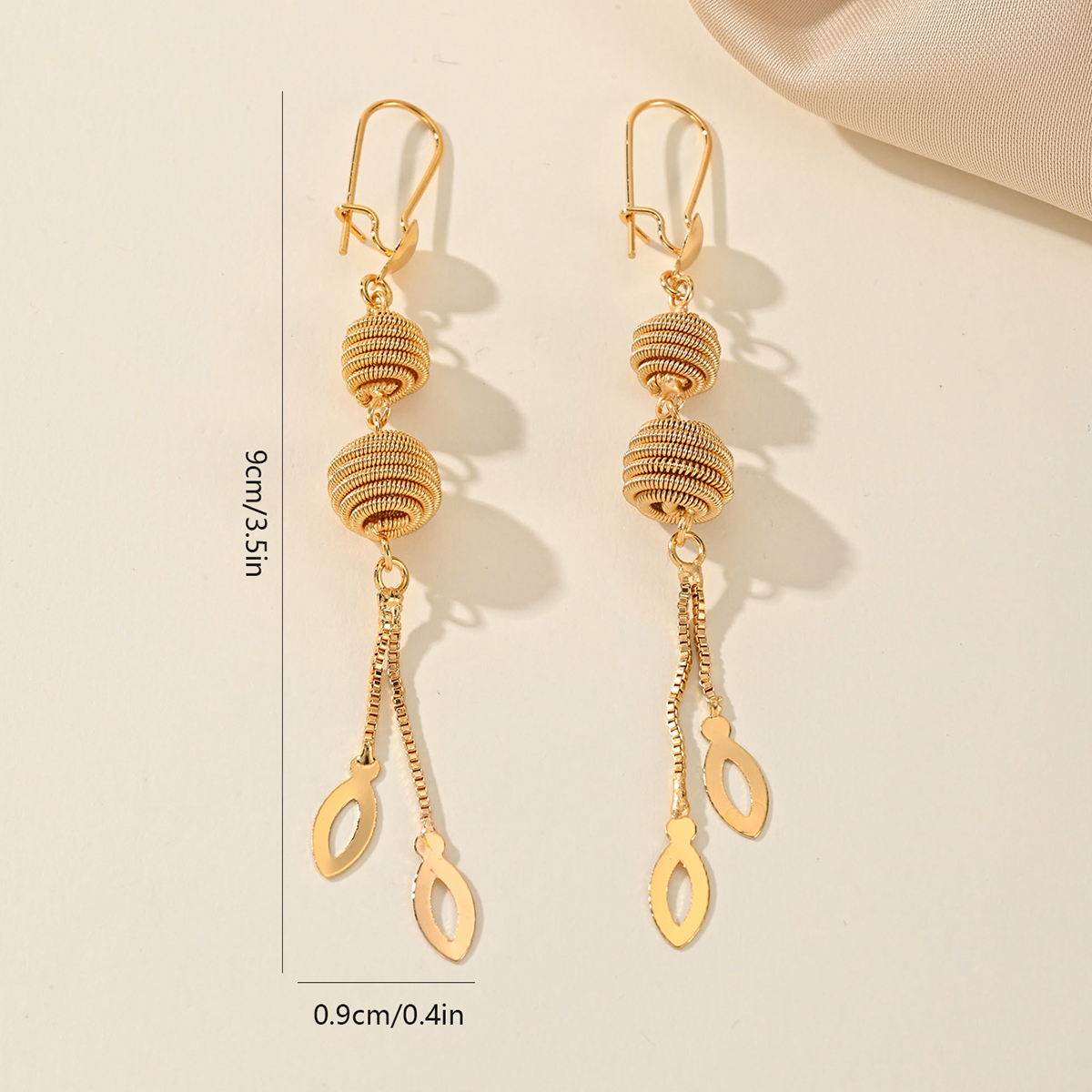 1 Pair Simple Style Classic Style Solid Color Plating Copper 18K Gold Plated Drop Earrings display picture 1