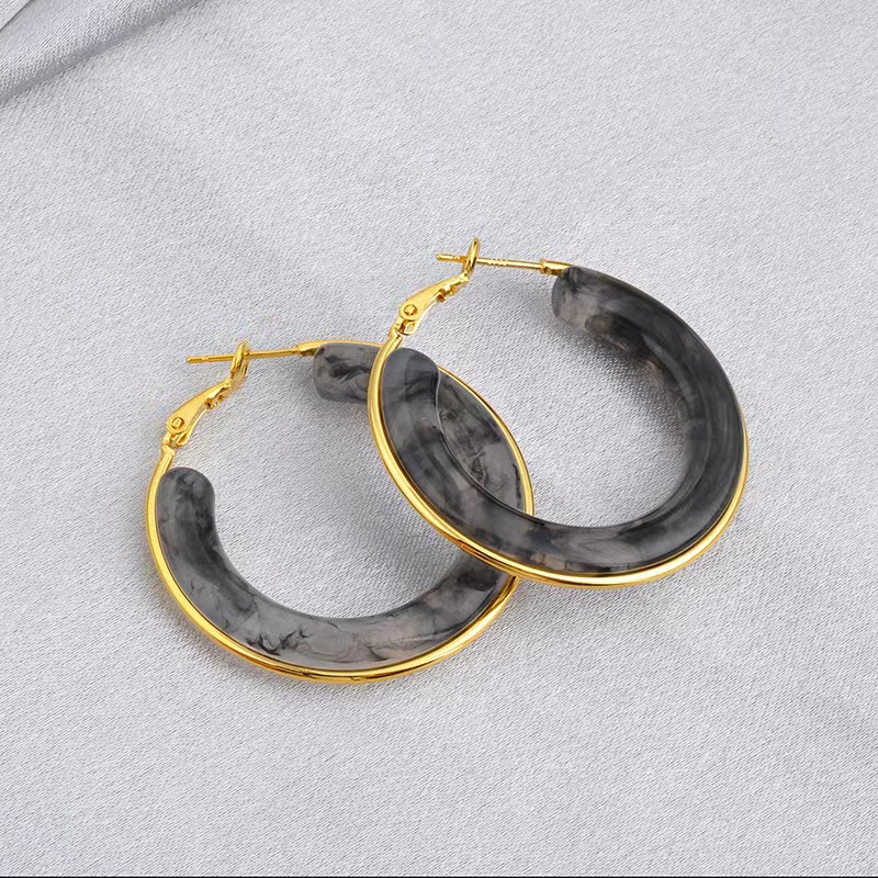 1 Pair Retro Exaggerated Circle Round Plating 304 Stainless Steel Arylic Resin 18K Gold Plated Hoop Earrings display picture 7